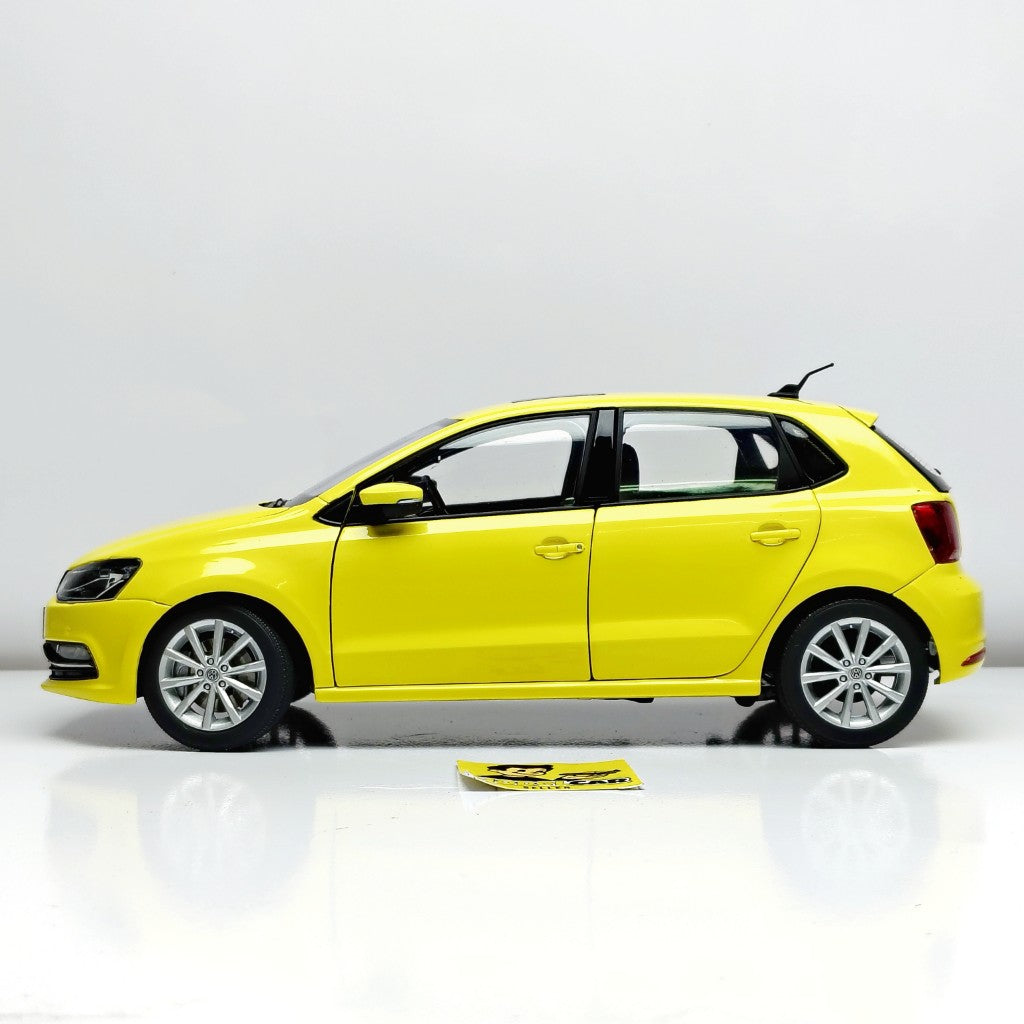 1 18 Volkswagen Polo Diecast Scale Model Car side