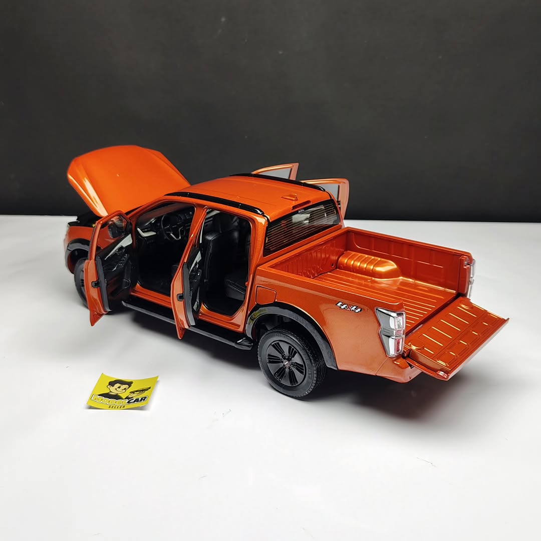 1/18 ISUZU D MAX D-MAX 2023 Pickup Truck Diecast Model Car orange back all door open