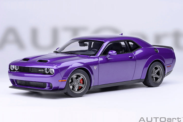 1/18 Dodge Challenger SRT Super Stock AUTOart DIecast Scale Model Car