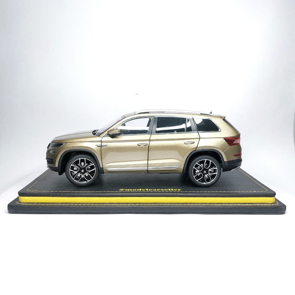 1:18 Dealer Edition Skoda Kodiaq Diecast Scale Model Car