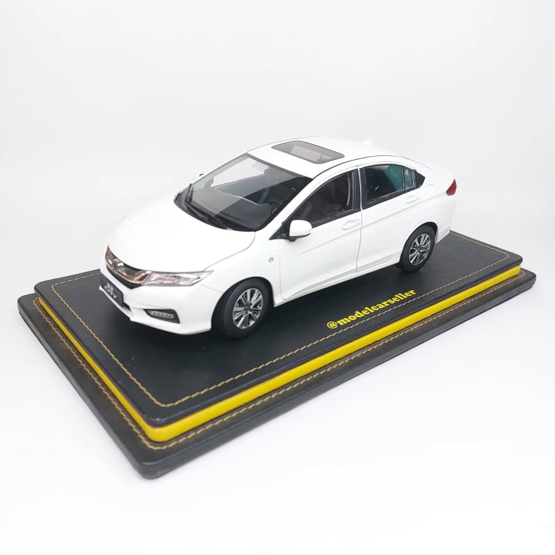 1:18 Dealer Edition Honda City Diecast Model Car