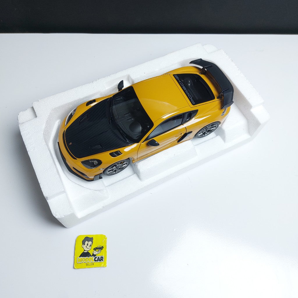 1:18 Norev Porsche 718 Cayman GT4 RS 2023 Weissach Diecast Scale Model Car
