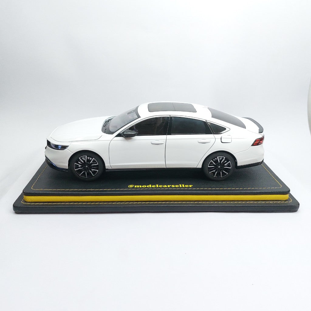 1:18 QY Toys Honda Accord Diecast Scale Model Car