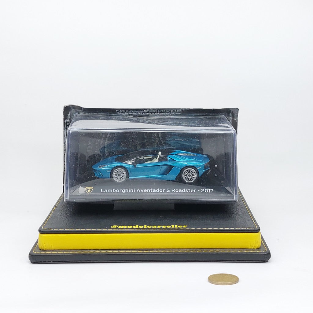 1:43 Altaya Lamborghini Aventador S Roadster 2017 Diecast Scale Model Toy Car