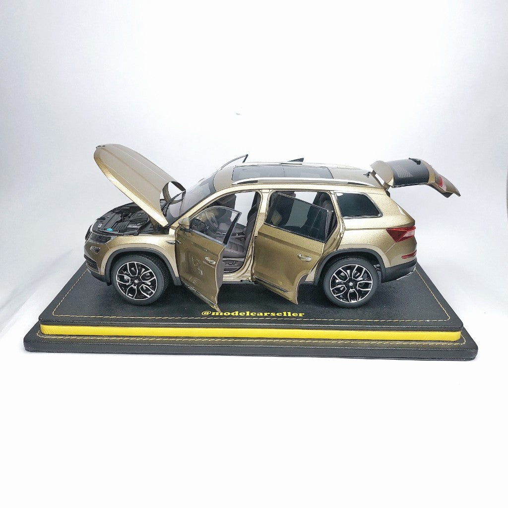 1:18 Dealer Edition Skoda Kodiaq Diecast Scale Model Car