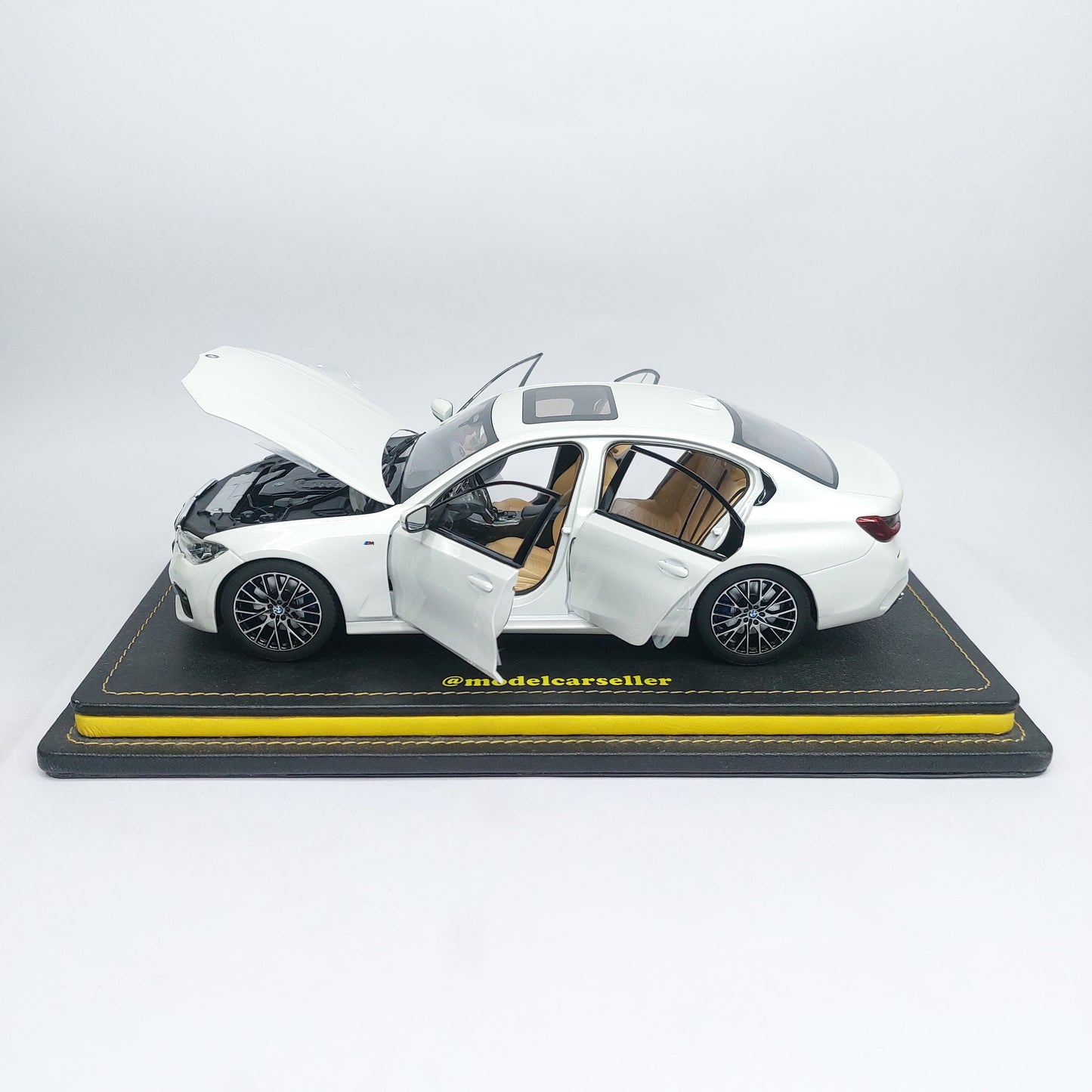 1:18 Norev BMW 330i 2019 G20 Diecast Model Car