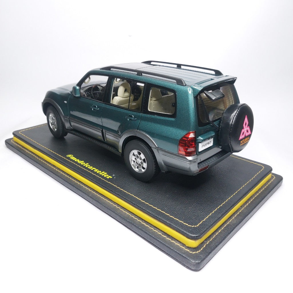 1:18 YC Model Mitsubishi Pajero v73 Diecast Scale Model SUV