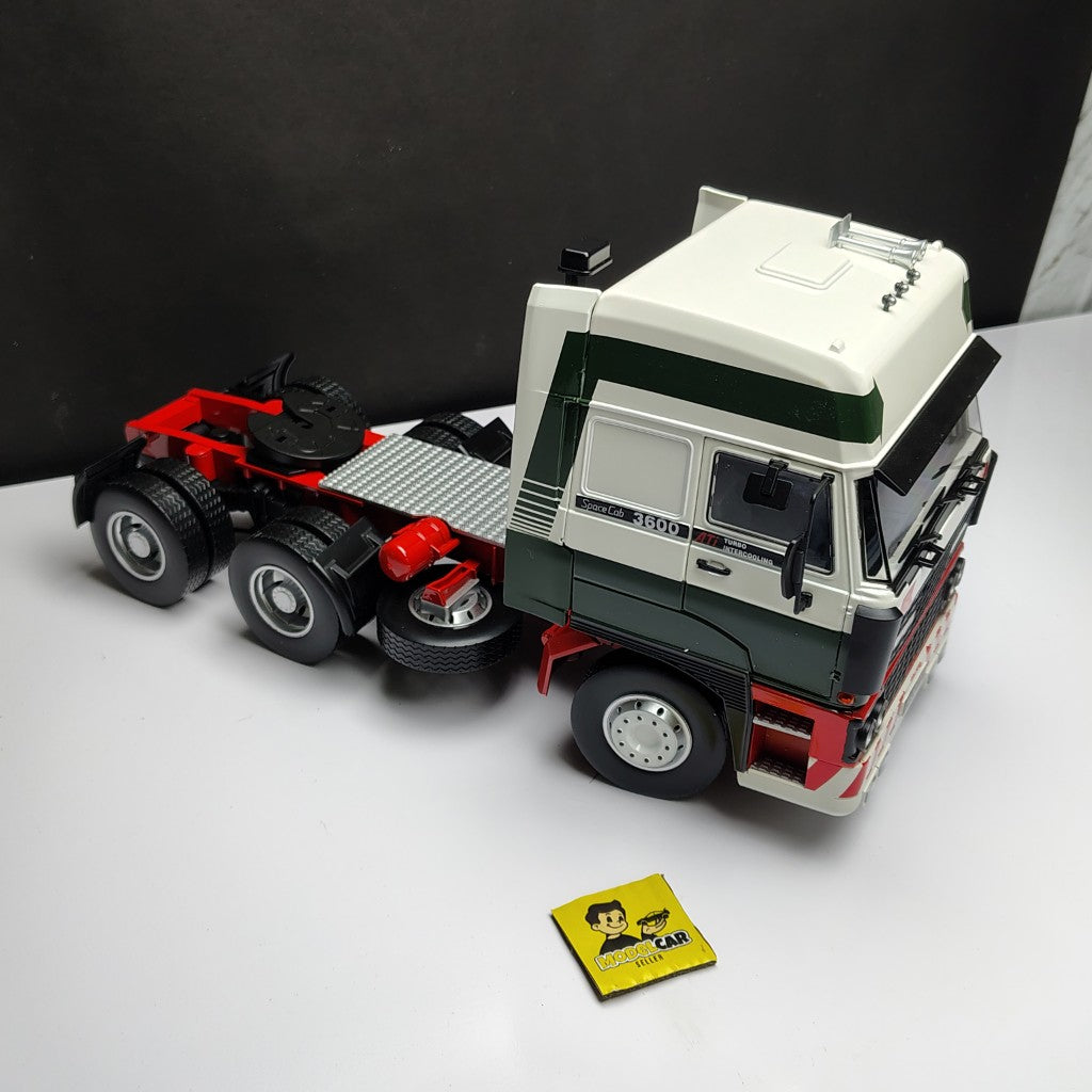 1:18 Roadking DAF Space Cab Truck Diecast Scale Model