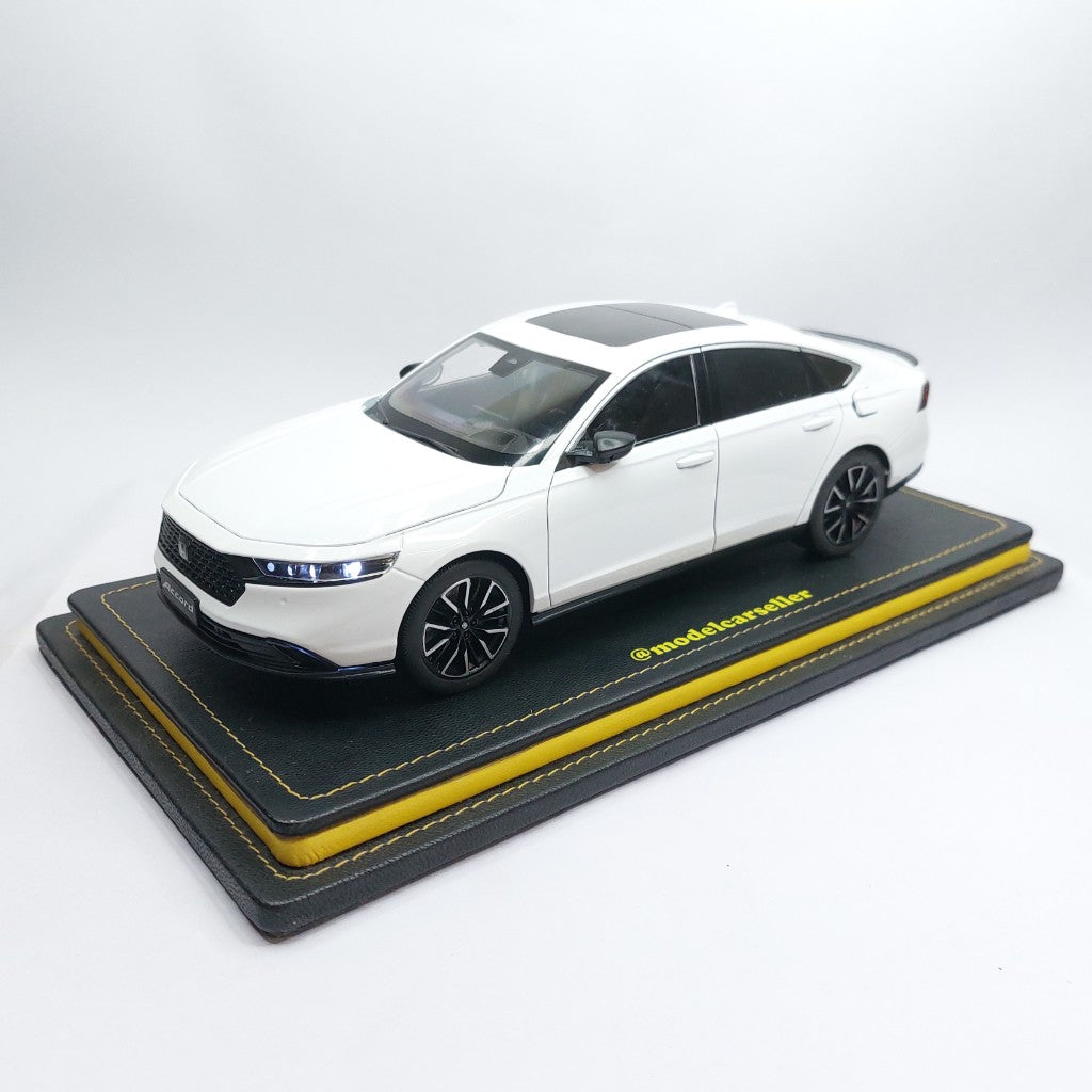 1:18 QY Toys Honda Accord Diecast Scale Model Car