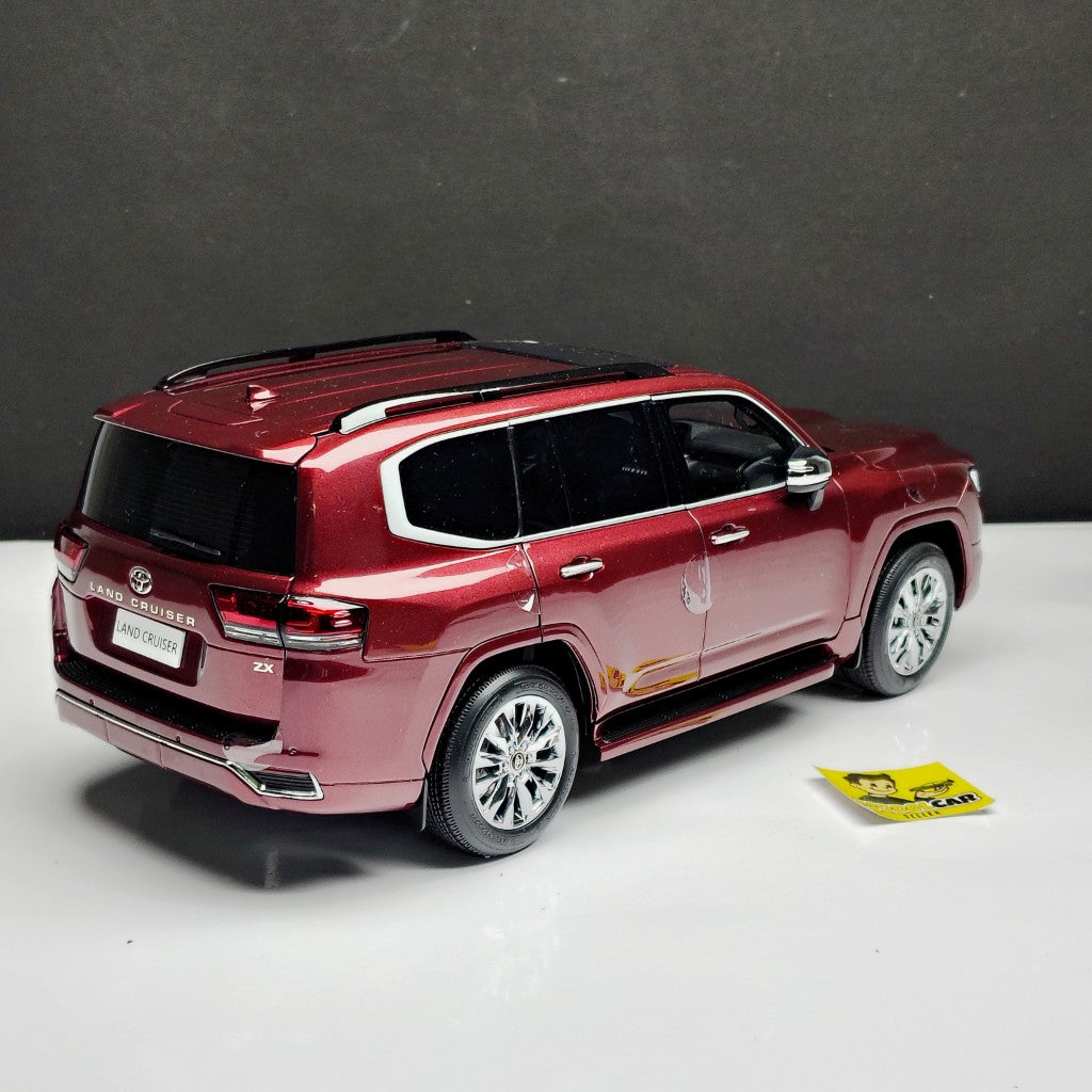 1:18 LCD Land Cruiser LC300 ZX Diecast Scale Model Car