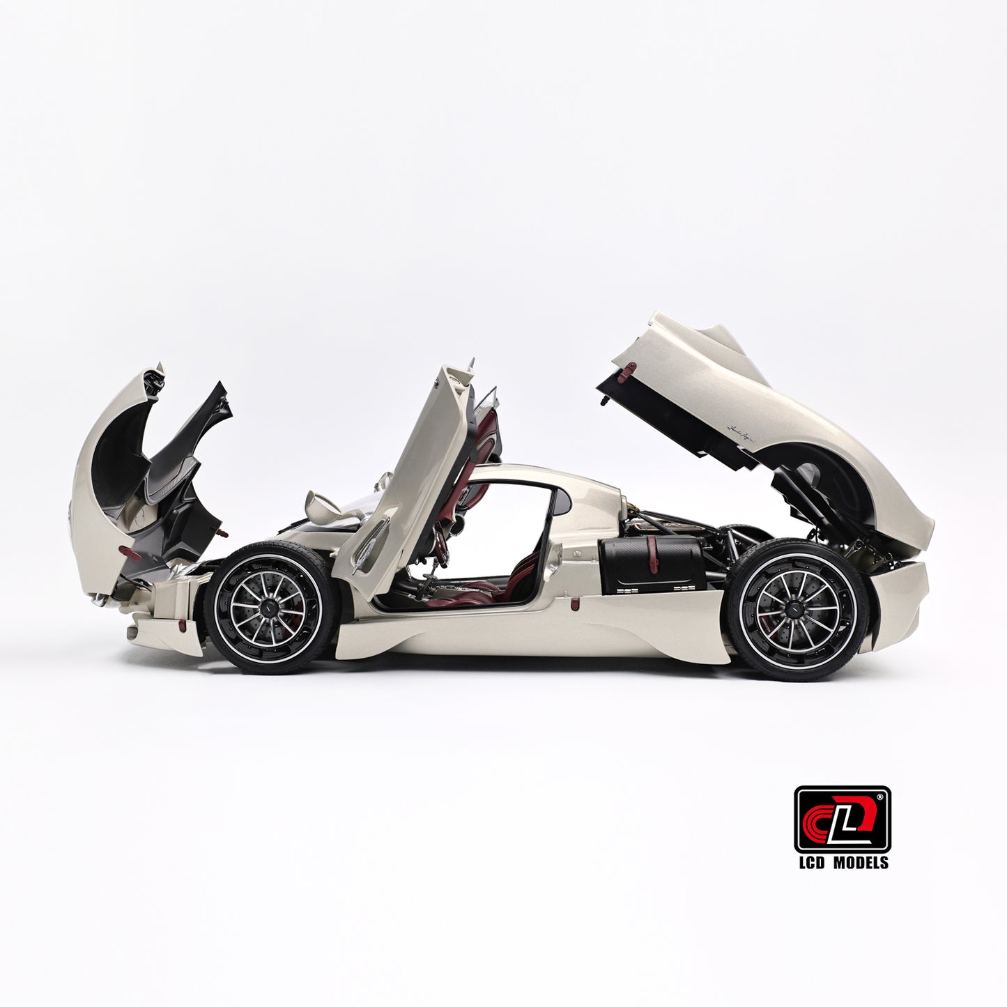 1/18 LCD Pagani Utopia Diecast Model Car Champagne Gold
