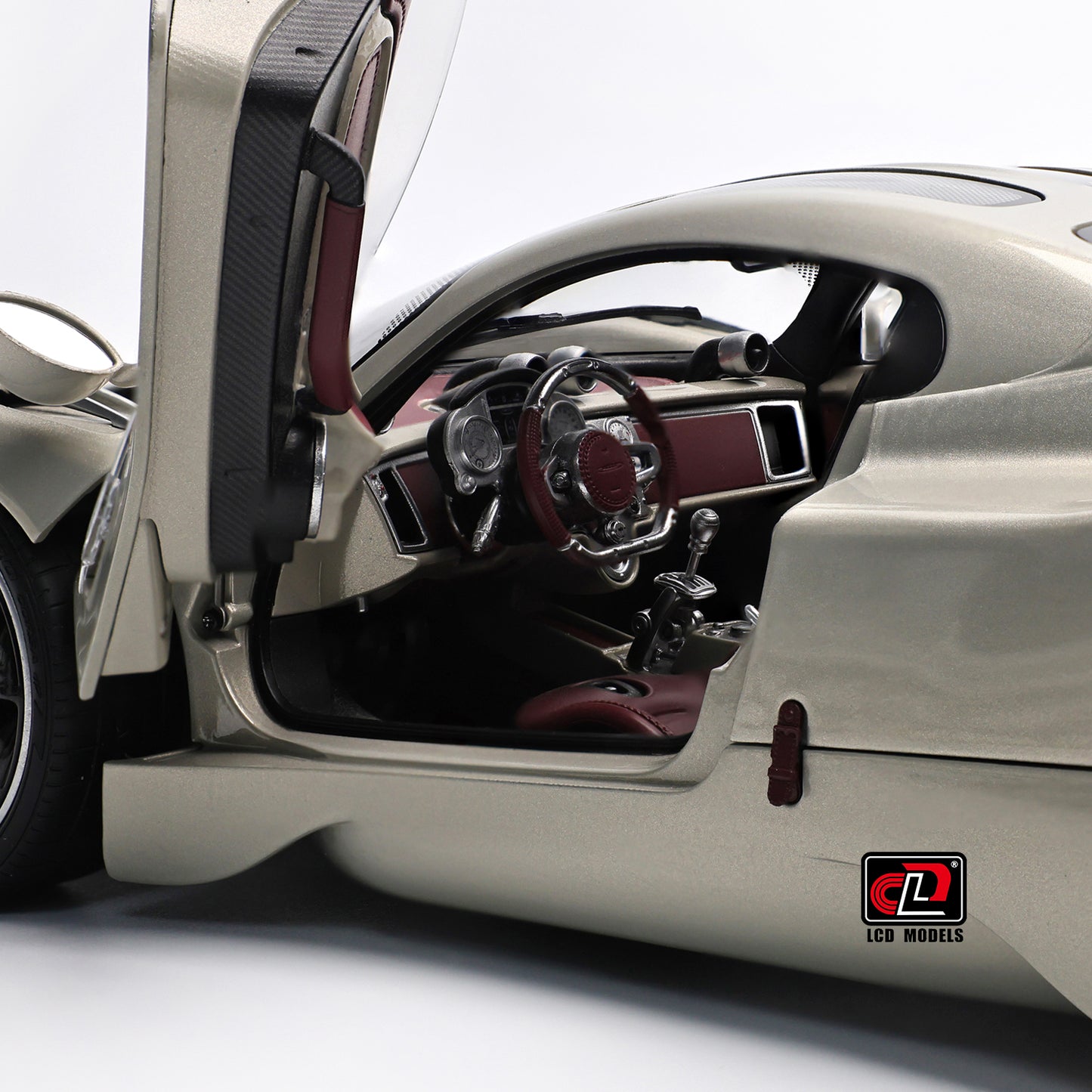 PRE-ORDER 1/18 LCD Pagani Utopia Diecast Model Car