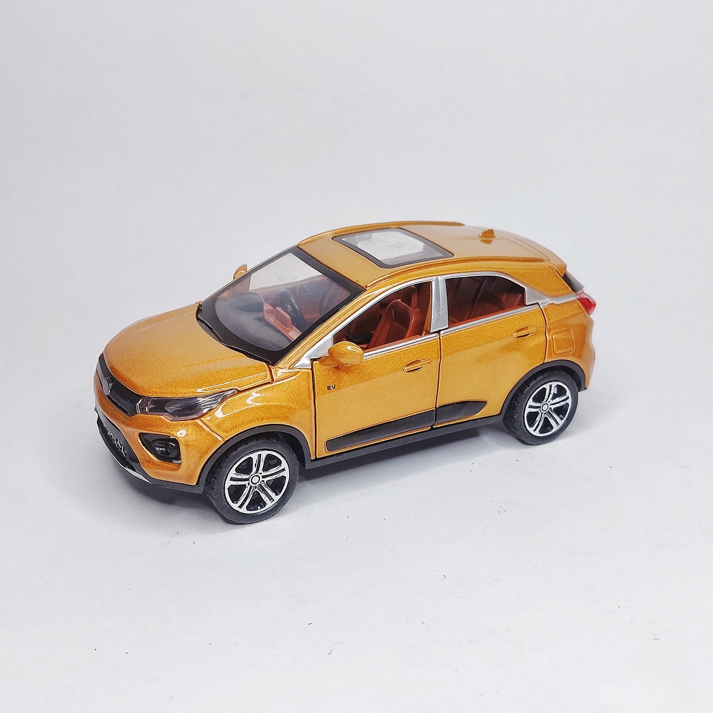 Tata Nexon 1/32 Diecast Model Toy Car