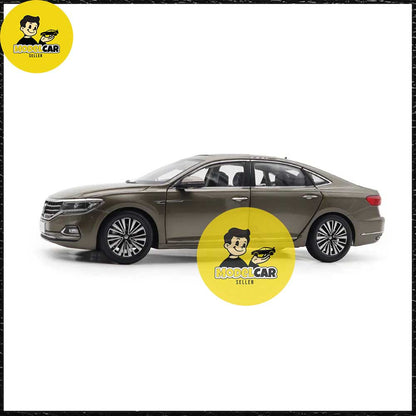 PREORDER 1:18 Volkswagen Passat 2019 Dealer Edition Diecast Scale Model Car