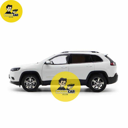 PREORDER 1:18 Dealer Edition Jeep Cherokee 2019 Diecast Scale Model SUV