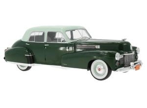 1/18 MCG Cadillac Fleetwood Series 60 1941  Special Sedan green