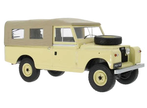 1/18 MCG Land Rover Series II 109 1959 Beige Diecast Scale Model SUV