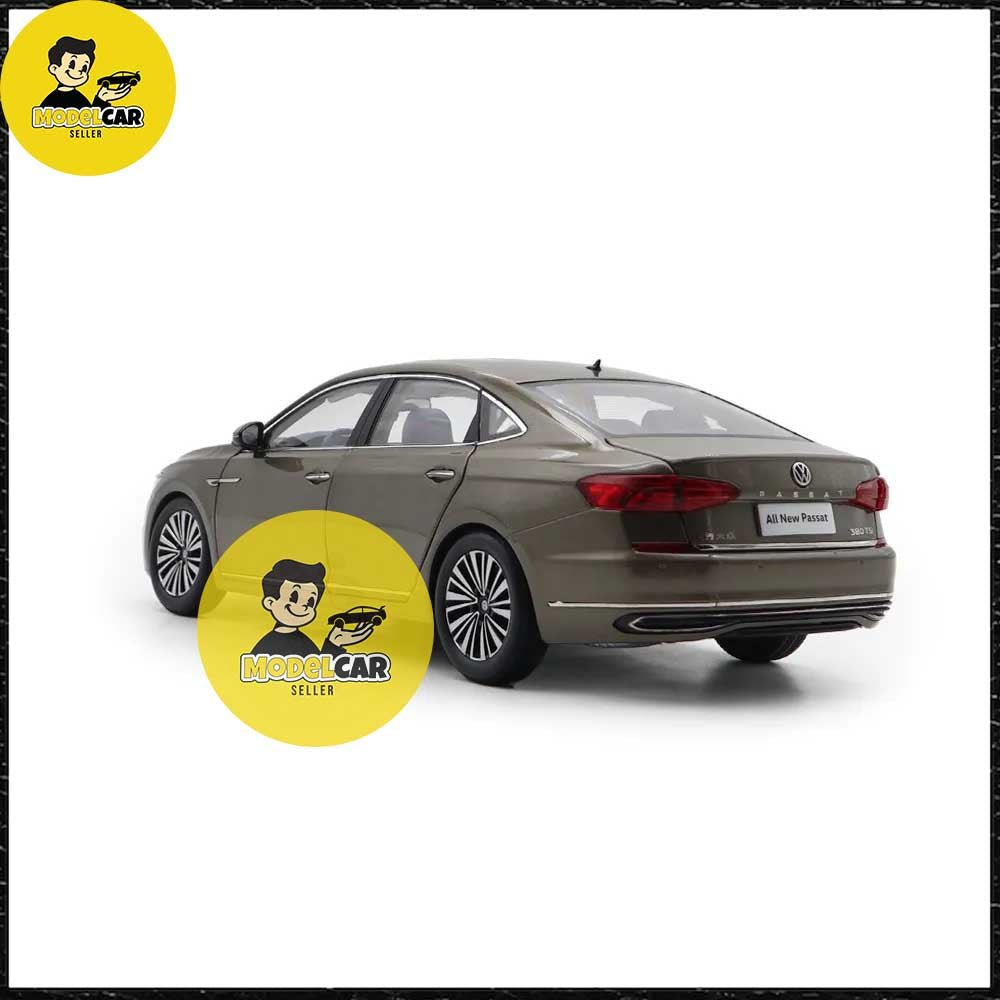 PREORDER 1:18 Volkswagen Passat 2019 Dealer Edition Diecast Scale Model Car