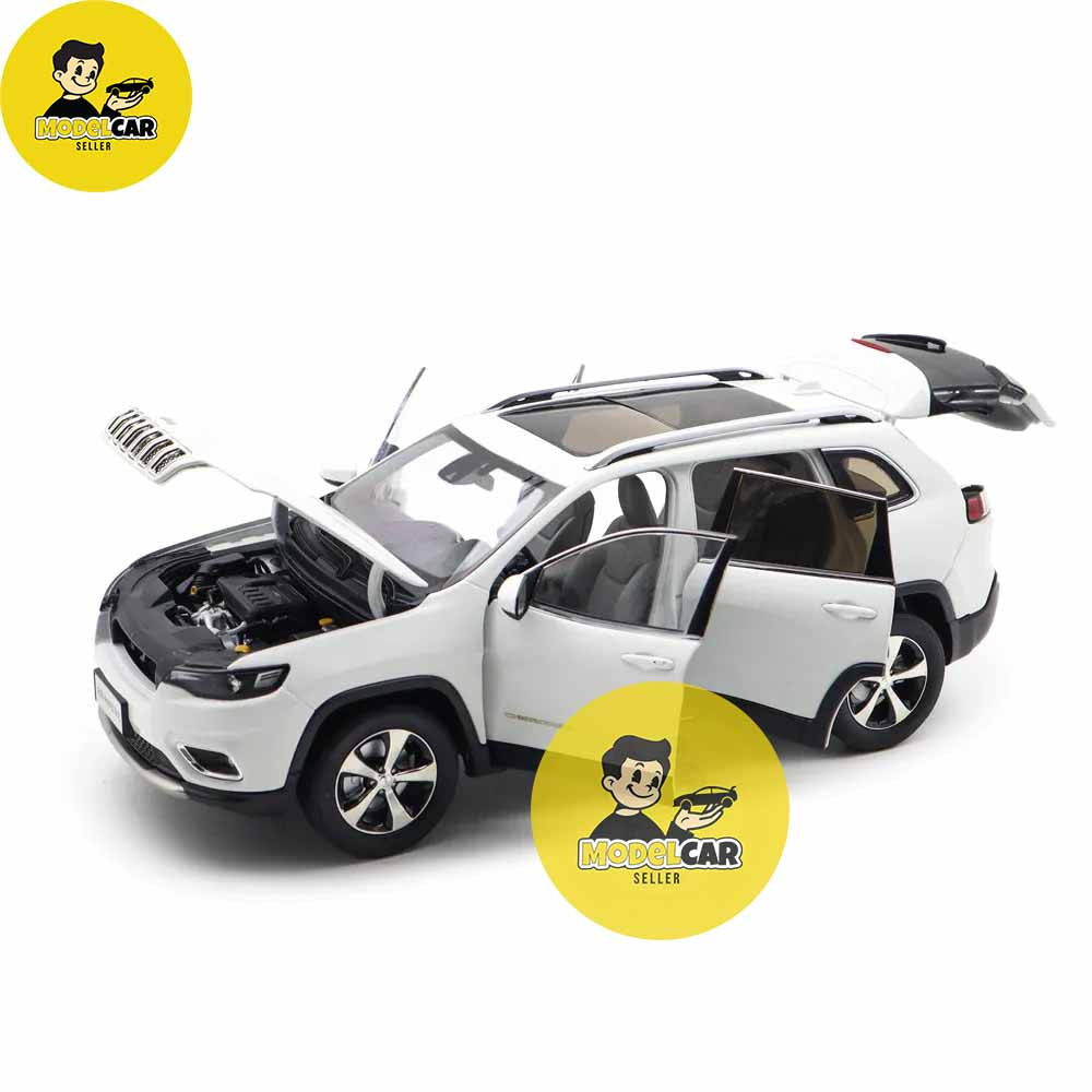 PREORDER 1:18 Dealer Edition Jeep Cherokee 2019 Diecast Scale Model SUV