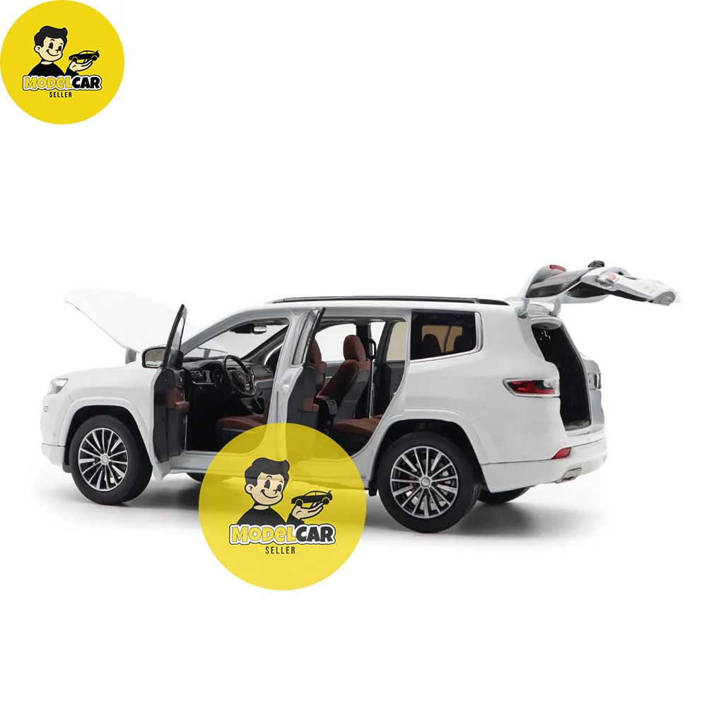 PREORDER 1:18 Jeep Grand Commander Fiat Chrysler Diecast Scale Model SUV
