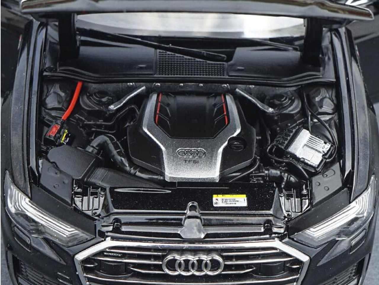 1 18 audi a6l diecast scale model black engine open