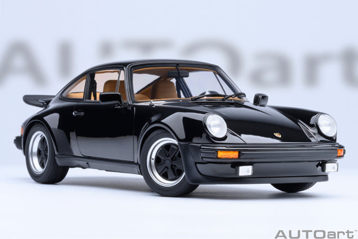 1/18 PORSCHE 911 930 TURBO 3.0 AUTOart Diecast Scale Model Car