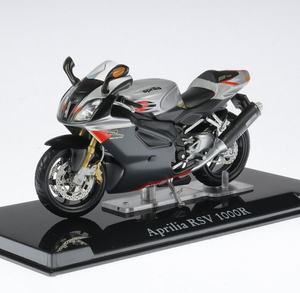 1:24 Altaya Aprilla RSV 1000R Diecast Scale Model Bike