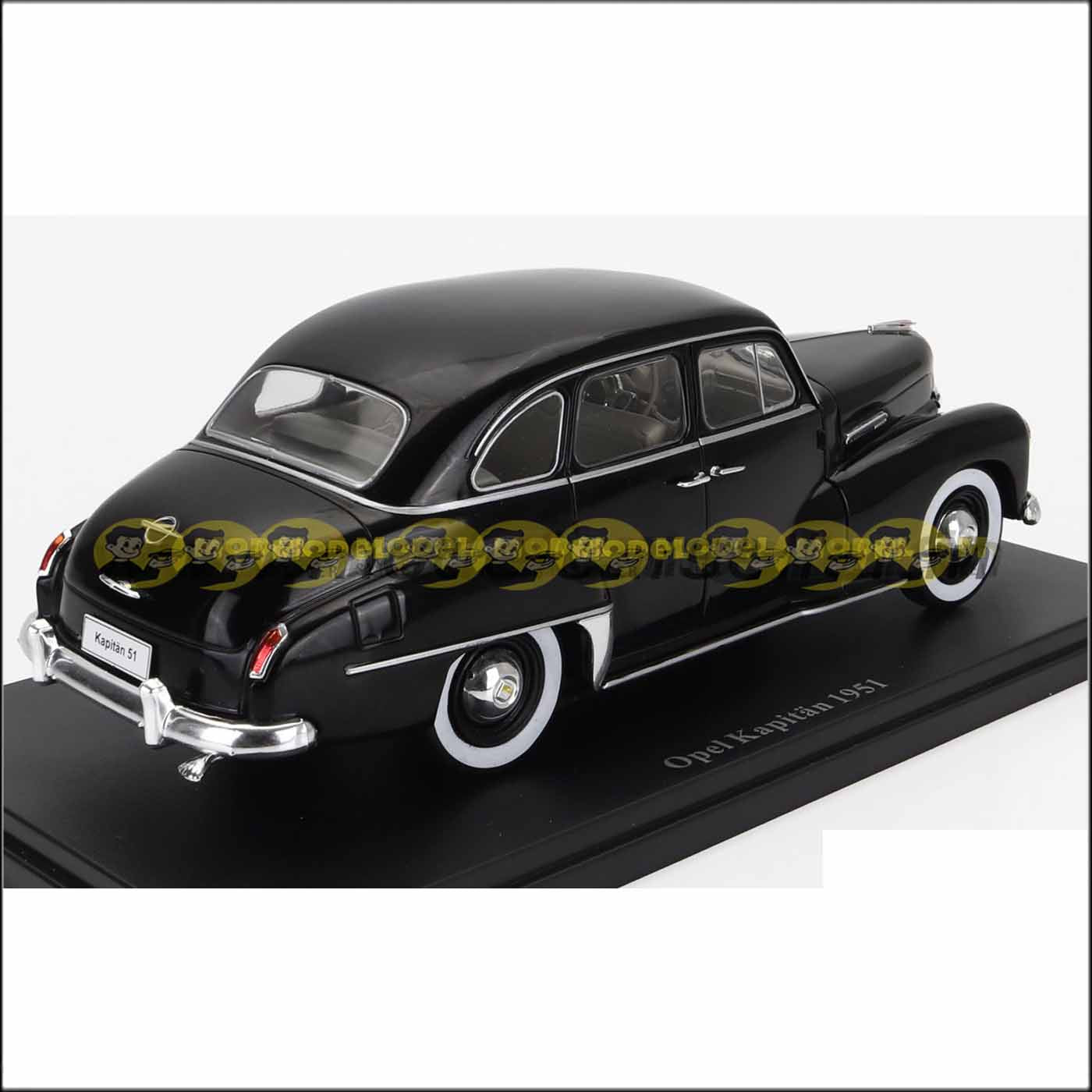 1/24 Altaya OPEL KAPITAN 1951 Diecast Scale Model Car