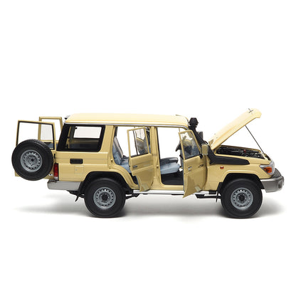 1/18 Toyota Land Cruiser 76 LC76 Almost Real Diecast Scale Model SUV