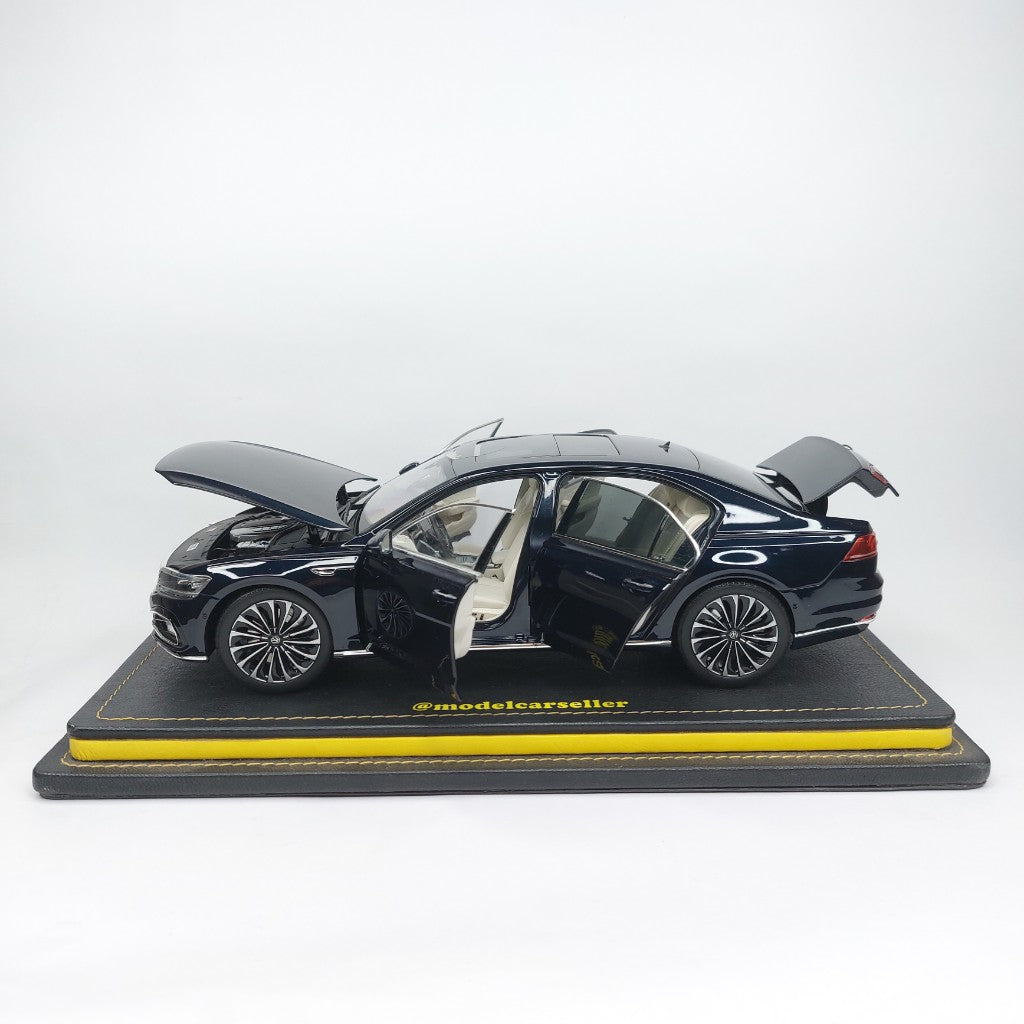 1:18 Dealer Edition Volkswagen Phideon Diecast Scale Model Car