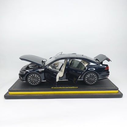1:18 Dealer Edition Volkswagen Phideon Diecast Scale Model Car