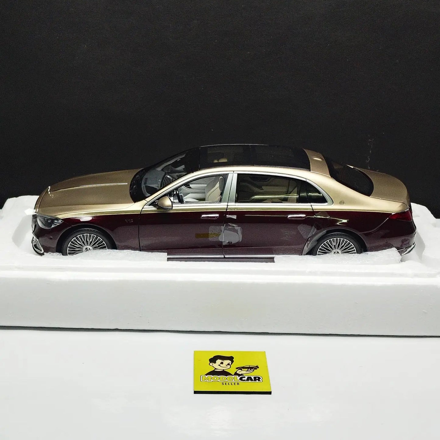 1/18 Mercedes Maybach S Class S680 2021 Almost Real