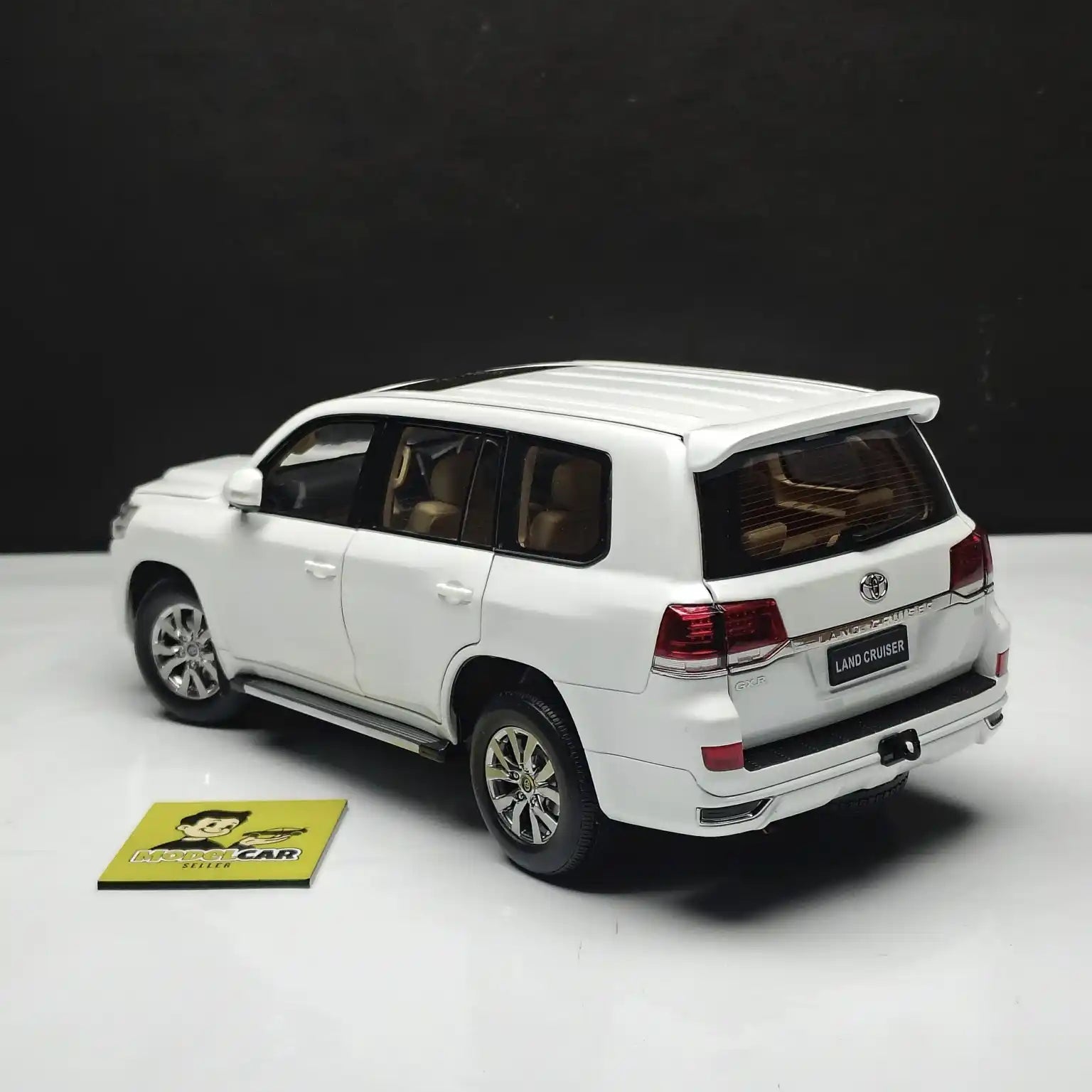 1 18 Kengfai toyota land cruiser lc200 diecast