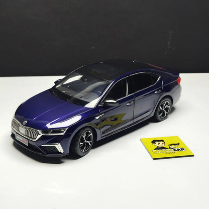 1/18 Skoda Octavia Diecast Car