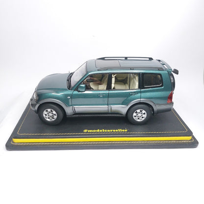 1:18 YC Model Mitsubishi Pajero v73 Diecast Scale Model SUV