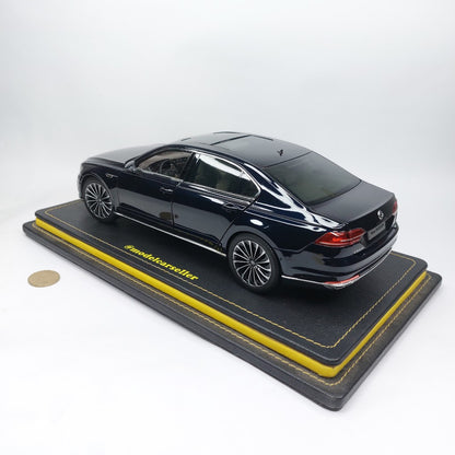 1:18 Dealer Edition Volkswagen Phideon Diecast Scale Model Car