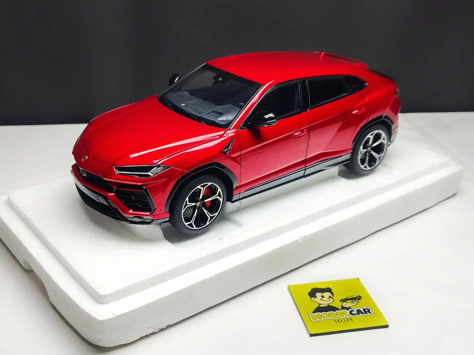 1/18 Lamborghini Urus AutoART 79170 PEARL RED Diecast Scale Model SUV