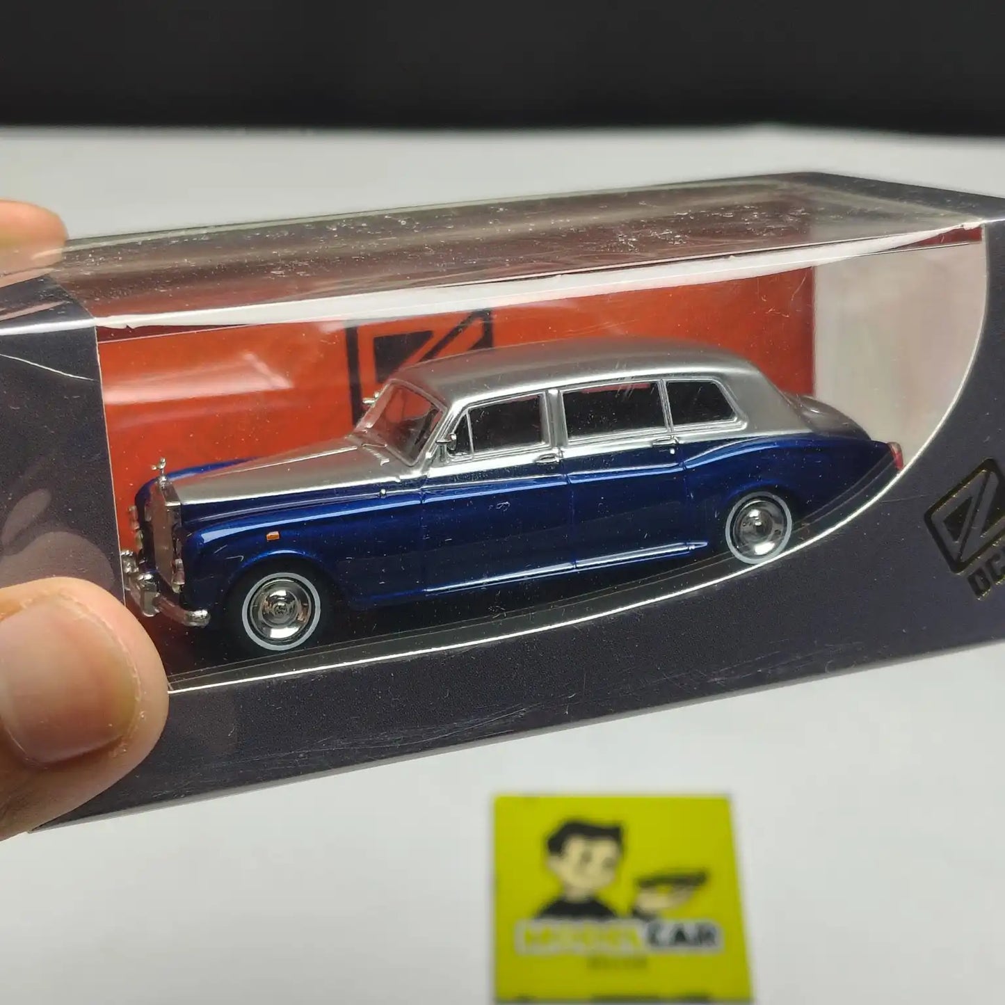 1/64 Rolls Royce Phantom VI DCM Diecast Scale Model Car 