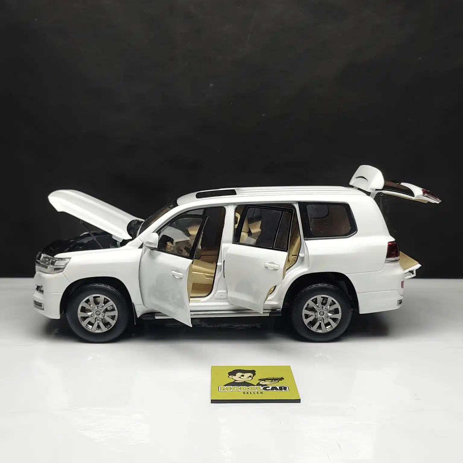 1 18 Kengfai toyota land cruiser lc200 diecast