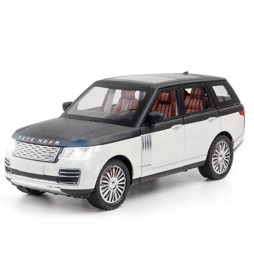 Land Rover Range Rover 1/24 Diecast Model Toy Car