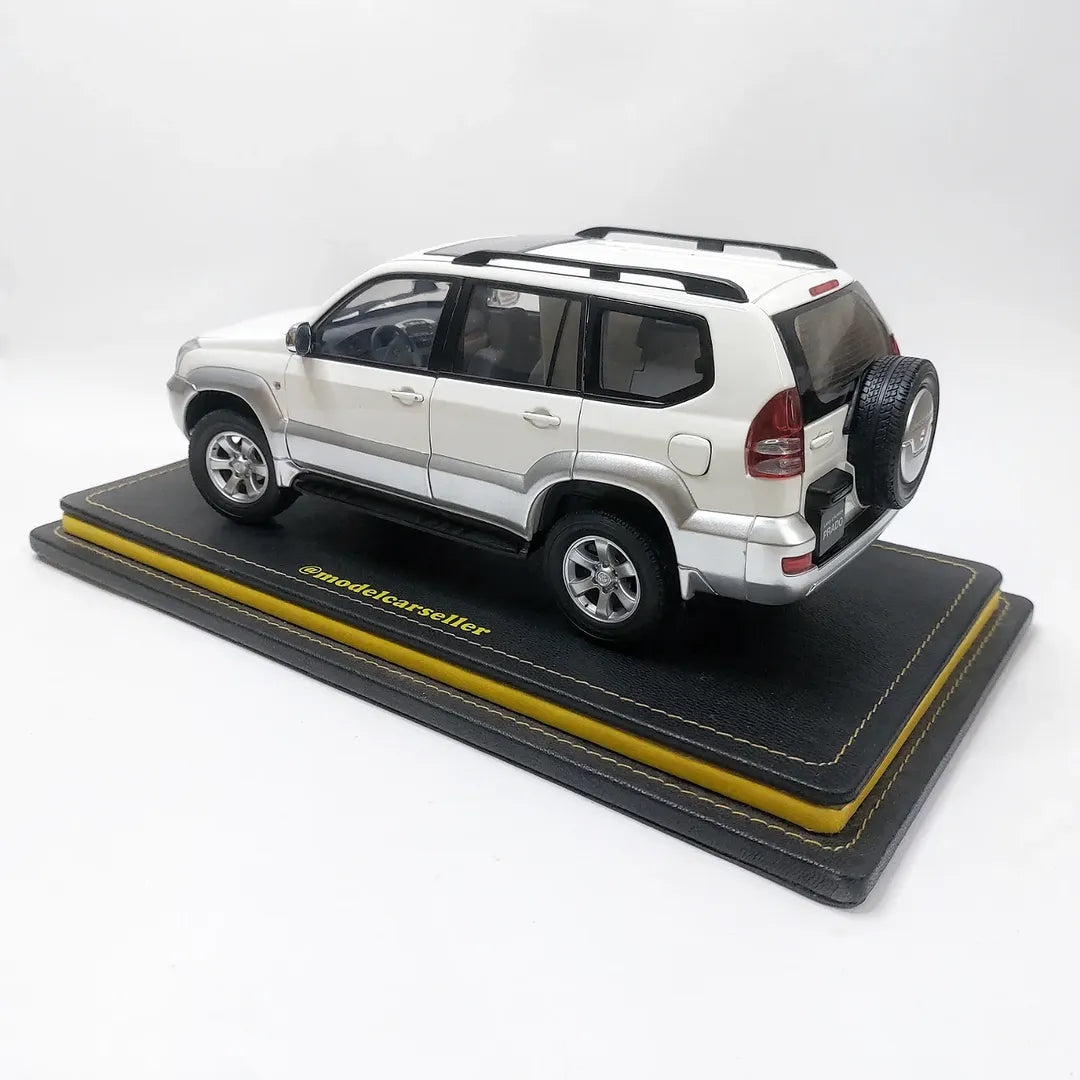 1:18 Dealer Edition Toyota Prado GX Diecast Scale Model