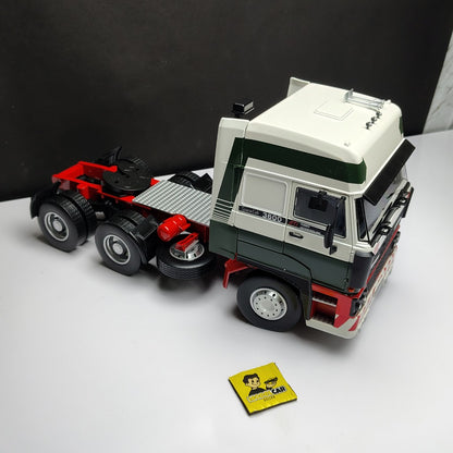 1:18 Roadking DAF Space Cab Truck Diecast Scale Model